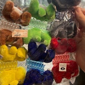 Plush Bear🐻 Hair Clips